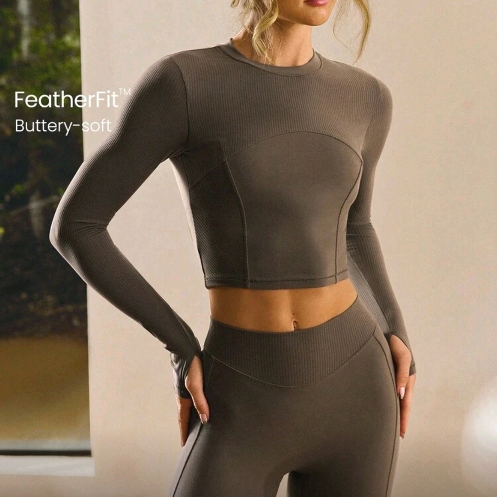 Glowmode Ribbed Panel Activewear Set - Picture 2 of 8